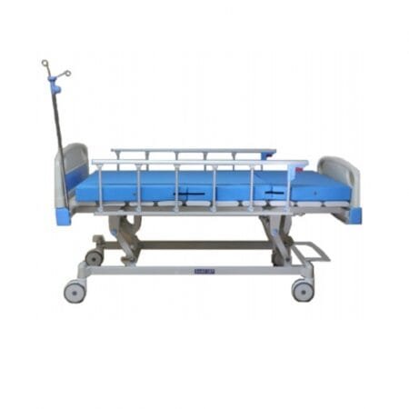 CAMA PARA HOSPITAL MECÁNICA DE 3 POSICIONES CON RUEDAS